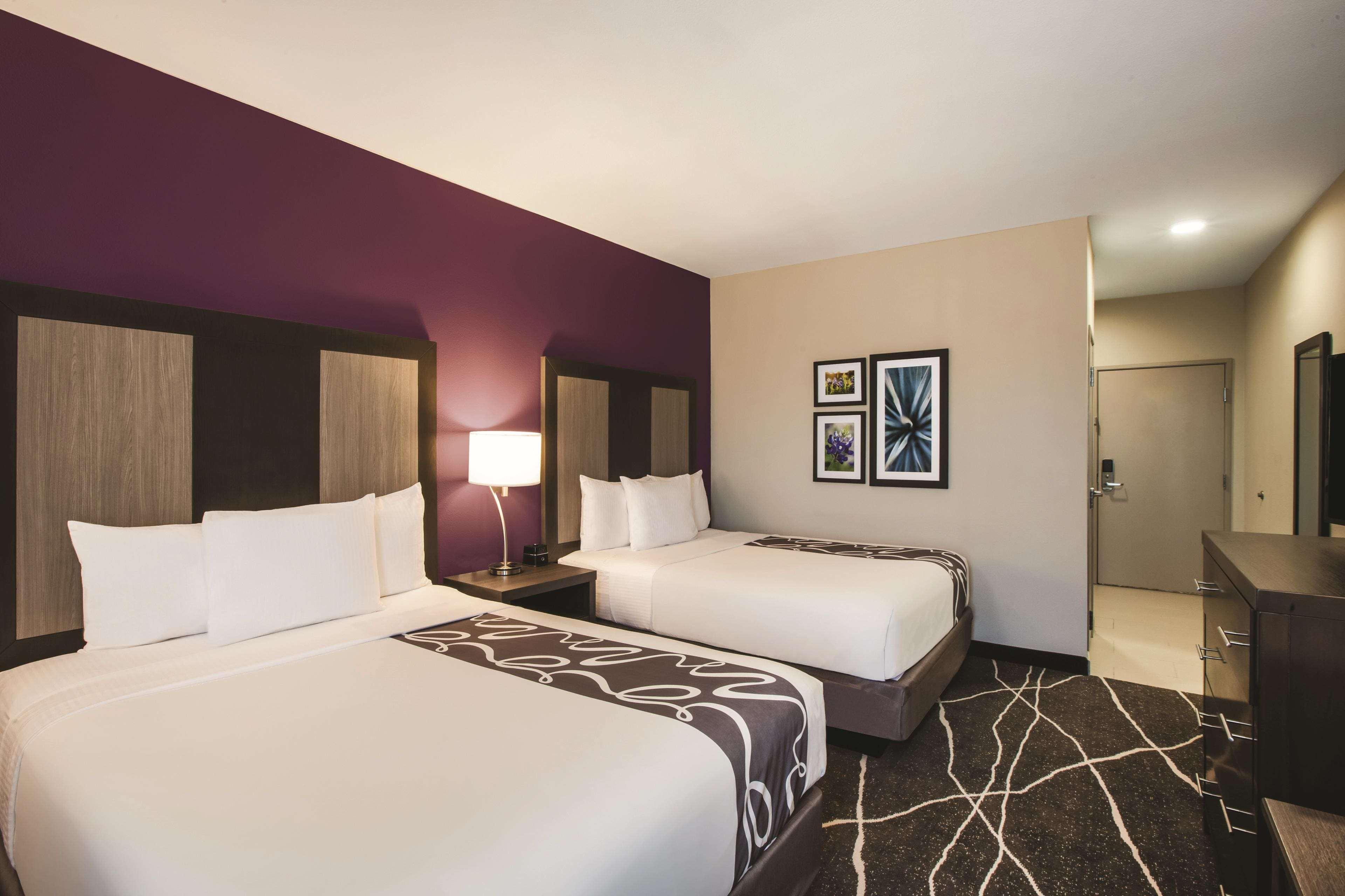 La Quinta By Wyndham Dallas Northeast-Arboretum Garland Extérieur photo