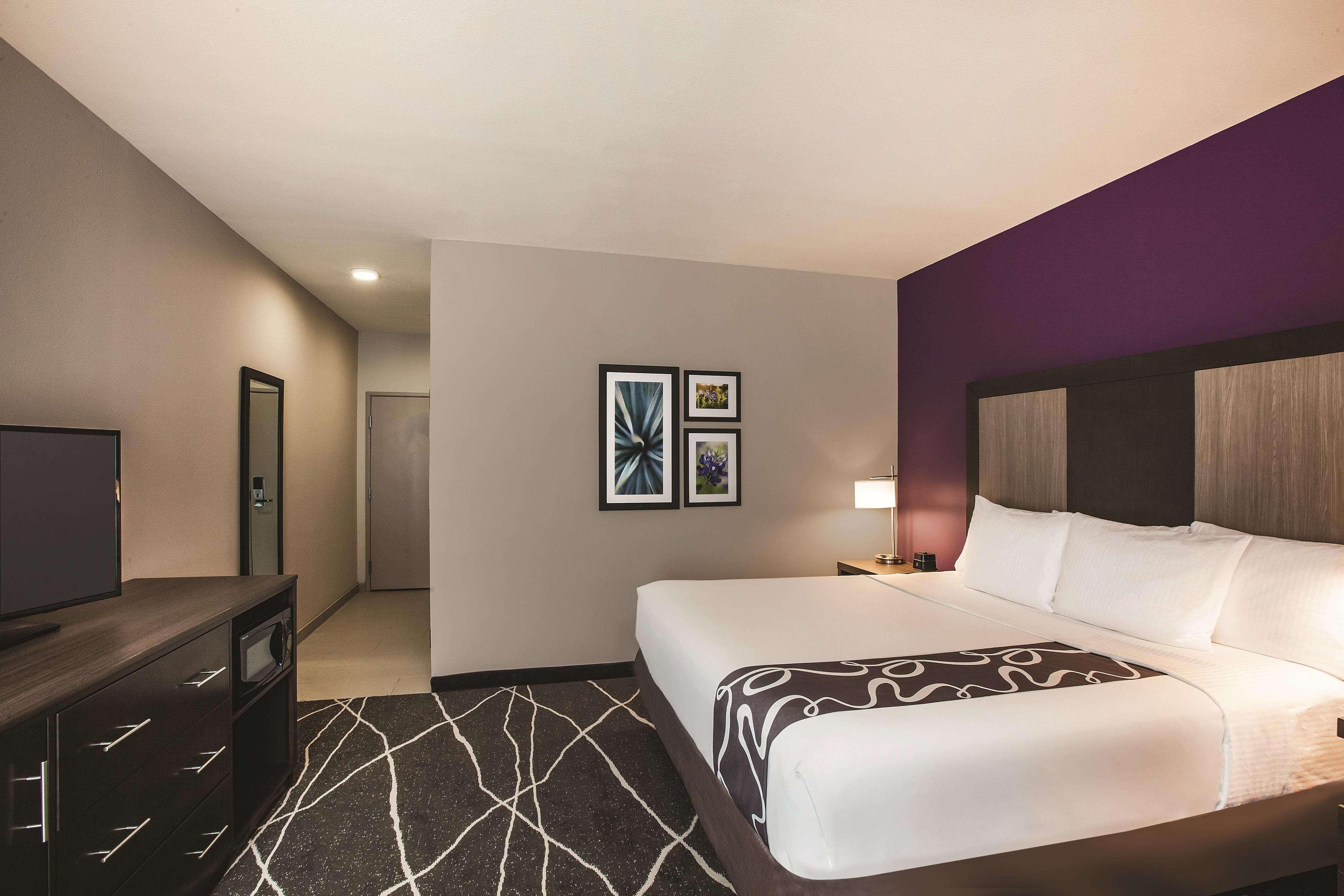 La Quinta By Wyndham Dallas Northeast-Arboretum Garland Extérieur photo