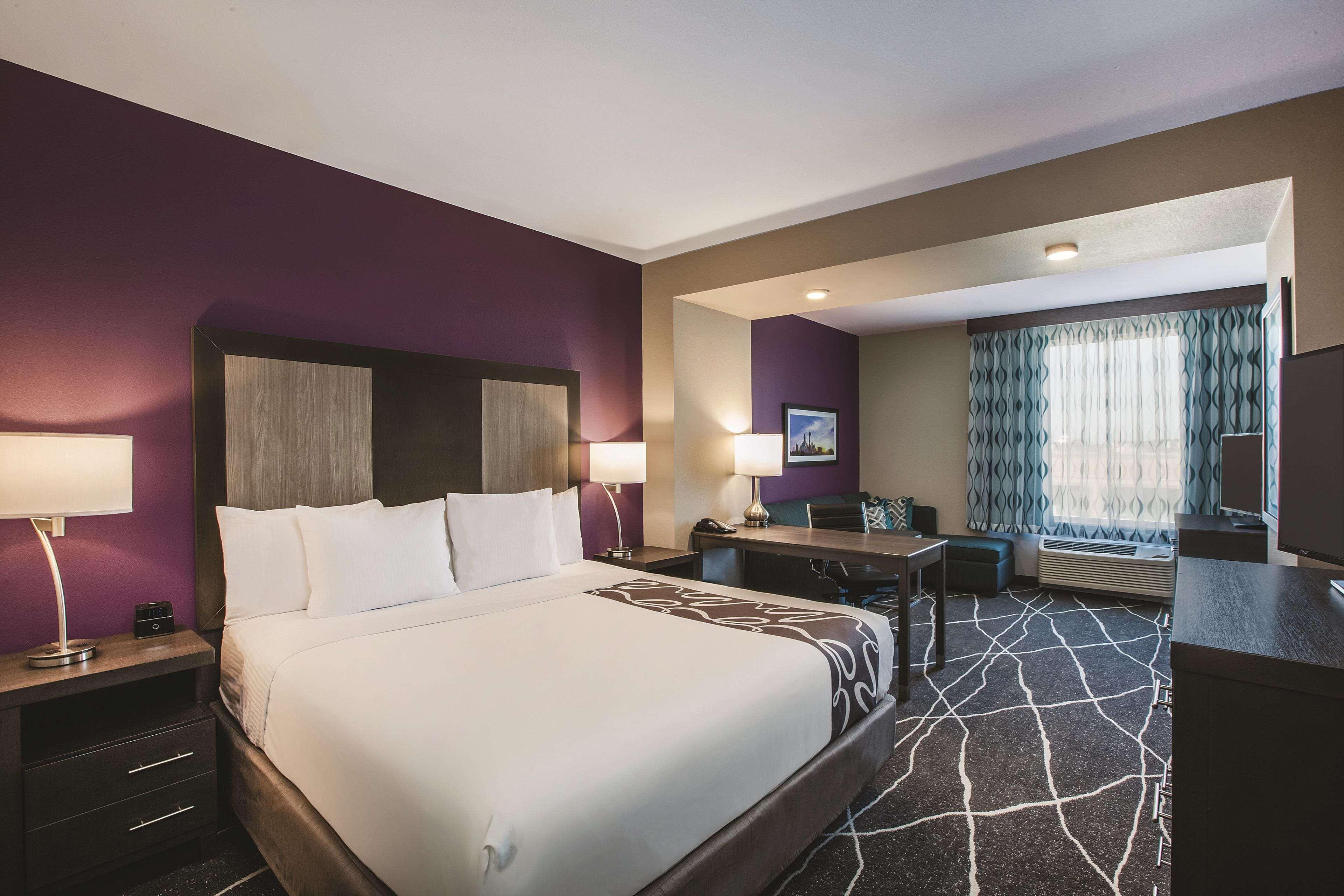 La Quinta By Wyndham Dallas Northeast-Arboretum Garland Extérieur photo