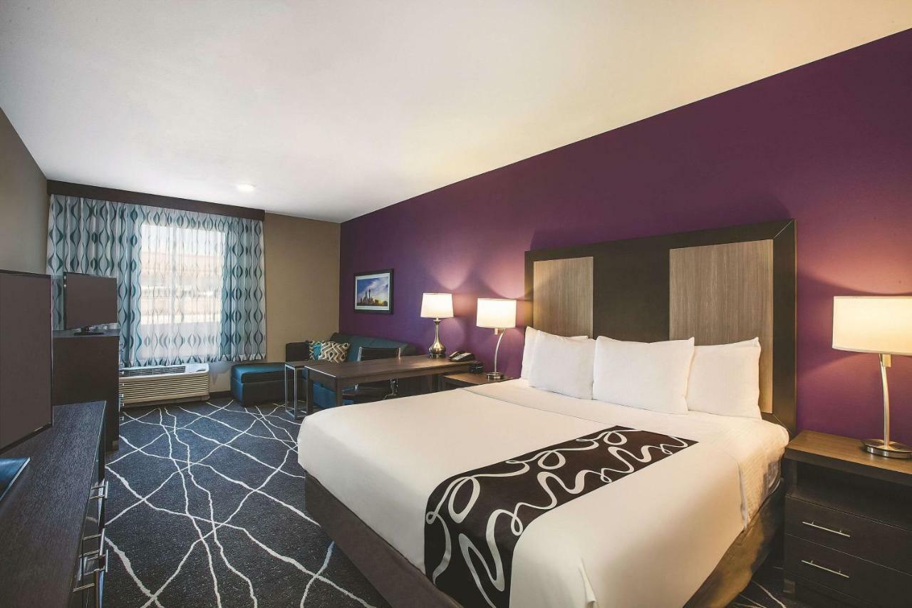 La Quinta By Wyndham Dallas Northeast-Arboretum Garland Extérieur photo